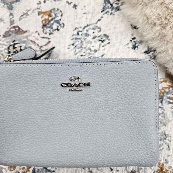 Coach Pebble Leather Double Corner Zip Wristlet Pale Blue F87590 - Picture 3 of 9